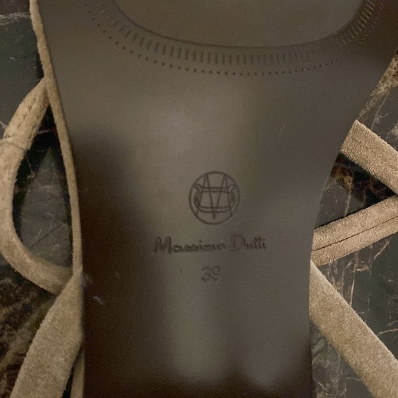 Massimo Dutti Beige Suede Block Heel Sandals With Ankle Strap size 39/7 - Picture 8 of 8